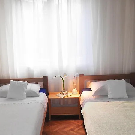 Holiday-home With Pool & Sea View In Villa Supetar