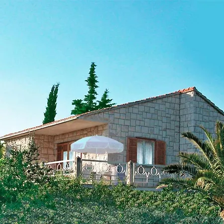 Holiday-home With Pool & Sea View In Villa Supetar