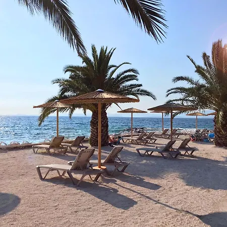 Holiday-home With Pool & Sea View In Villa *