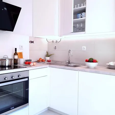 Villa Holiday-home With Pool & Sea View In *