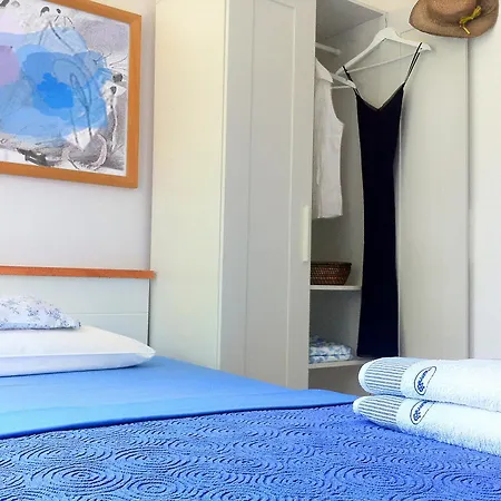 Holiday-home With Pool & Sea View In Villa Supetar