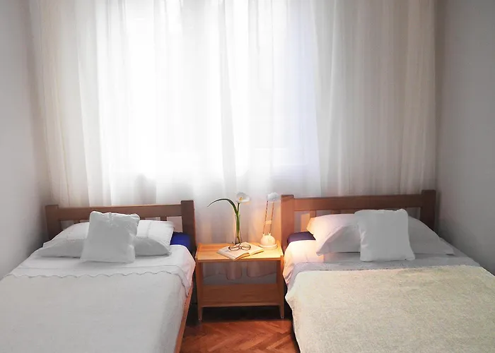 Holiday-home With Pool & Sea View In Villa Supetar