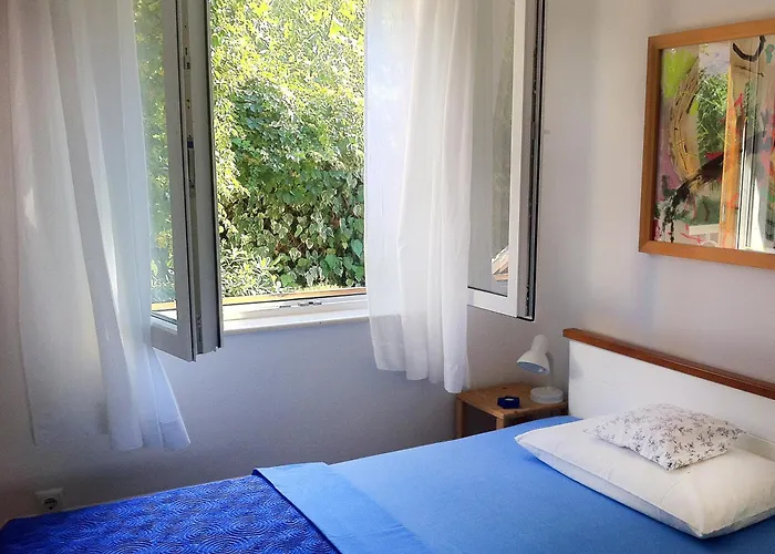 Holiday-home With Pool & Sea View In